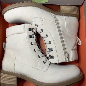 Women's Cream Ankle Boots